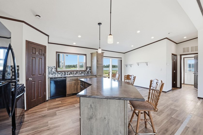 Enjoy lake living at an affordable price with this newer - photo 5
