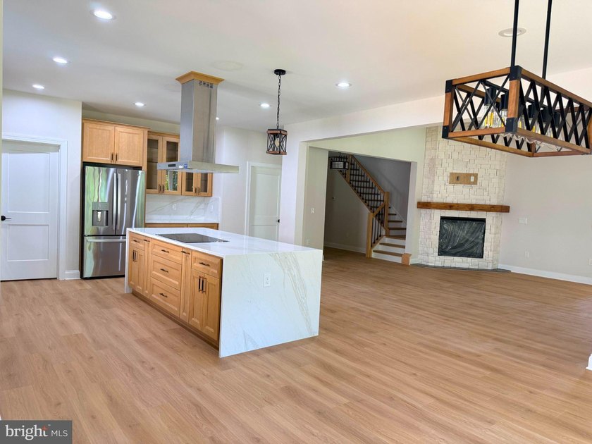Nestled in the prestigious Lake of the Woods community, this - photo 8