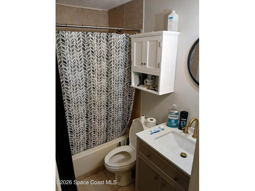 Welcome to 110 Lagoon Ave, a rare double-lot property offering - photo 33