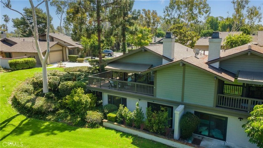 BEAUTIFUL HOME ON A PRIVATE CUL-DE-SAC WITH SERENE GREENBELT - photo 18