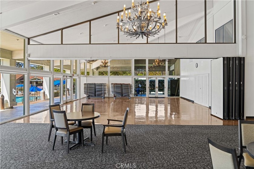 Beautiful single-story home that is ready for new families. LOW - photo 50