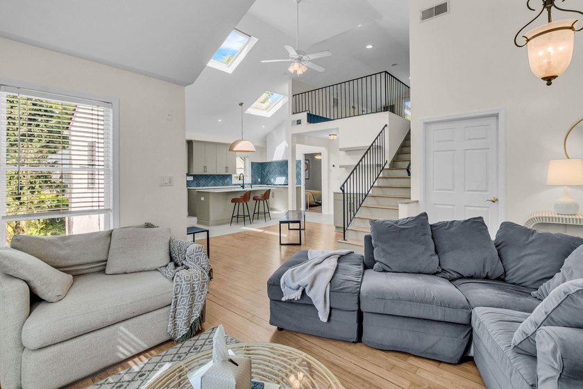 Two blocks from the heart of Park Circle, this renovated - photo 8
