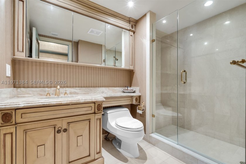 Welcome to Residence 2902 at the prestigious Williams Island - photo 36