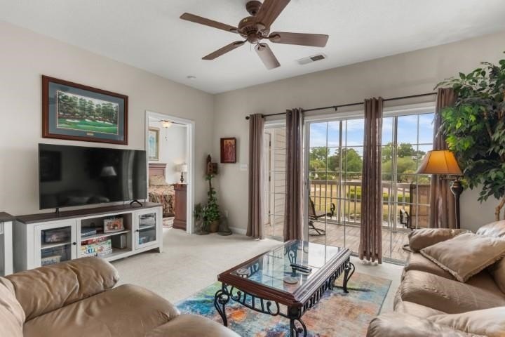 Immaculate and exceptionally well maintained, this 2-bedroom - photo 13