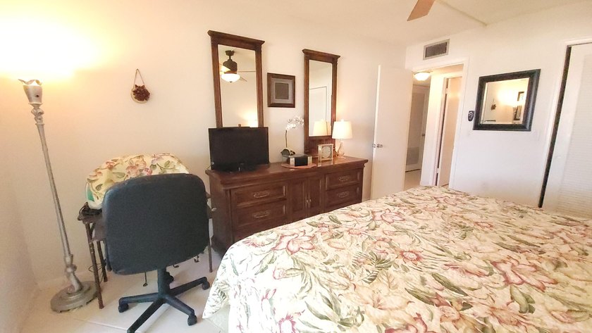 Welcome to the paradise of South Florida, resort-style social - photo 19
