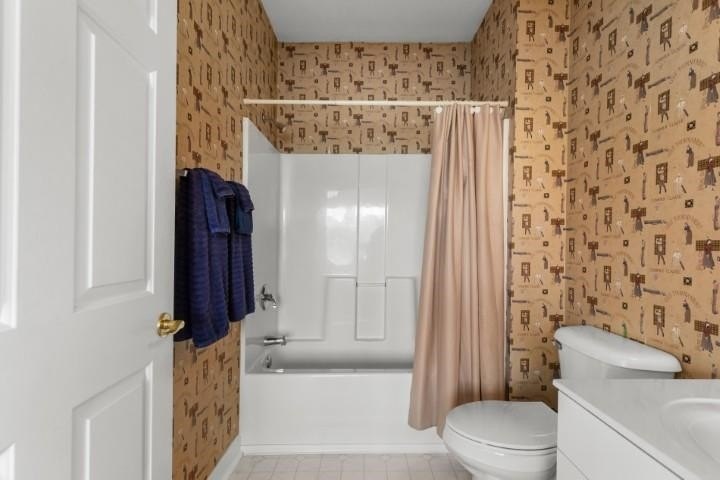 Immaculate and exceptionally well maintained, this 2-bedroom - photo 28