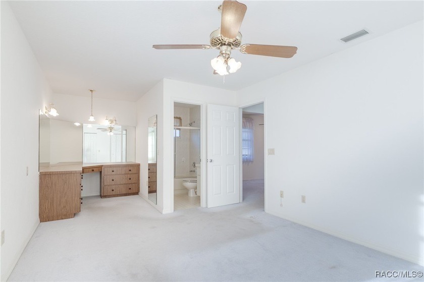 Looking for a great family home very near the river and fishing - photo 16