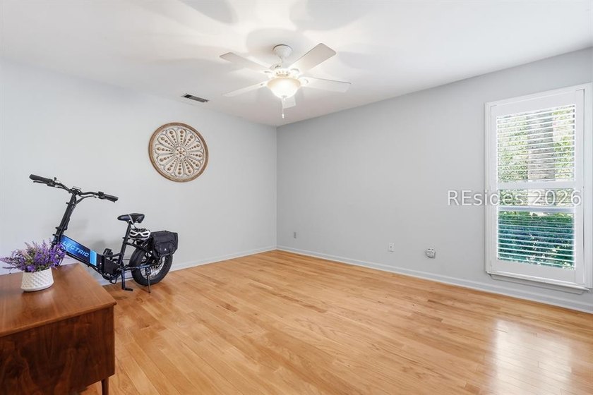 Perfectly situated for easy access to Hilton Head Island or - photo 17