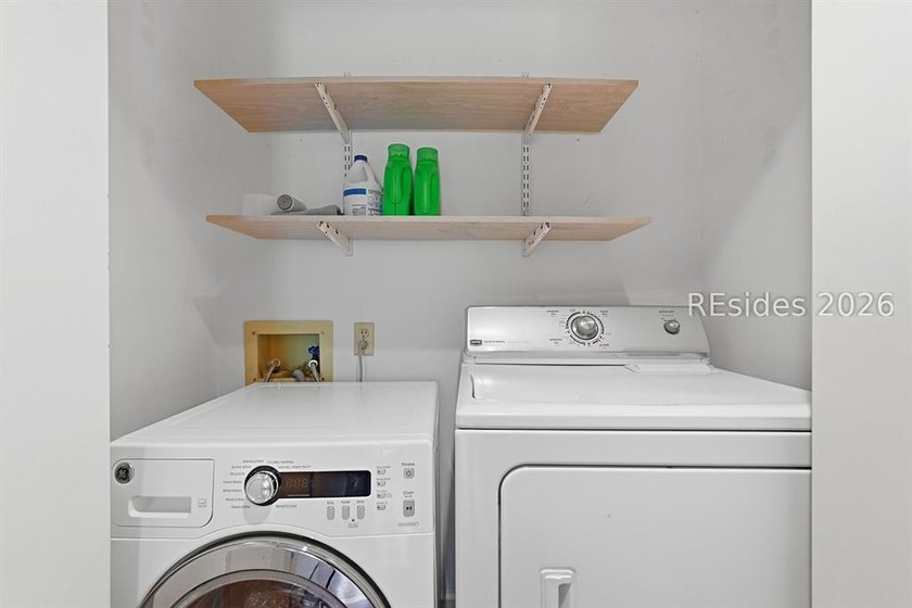 Perfectly situated for easy access to Hilton Head Island or - photo 20