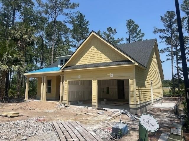 Stunning New Construction Craftsman in Sanctuary Cove - Golf - photo 12