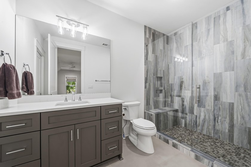 Like New Construction 4 Bedroom/4.5 Bath Custom Home at Reynolds - photo 34