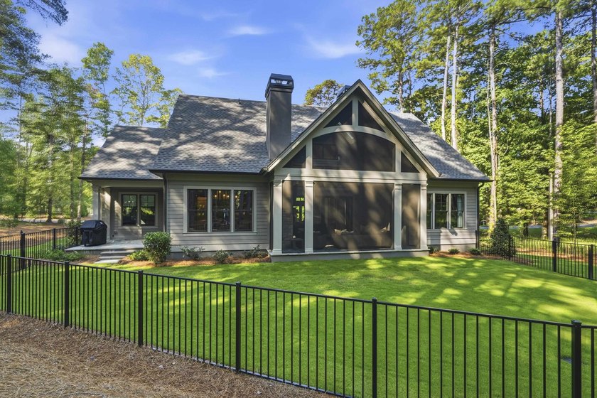 Like New Construction 4 Bedroom/4.5 Bath Custom Home at Reynolds - photo 36