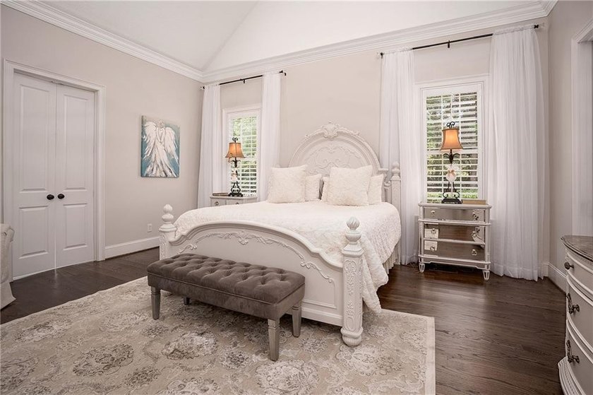 Rarely does a home like this become available in Stonybrook's - photo 13