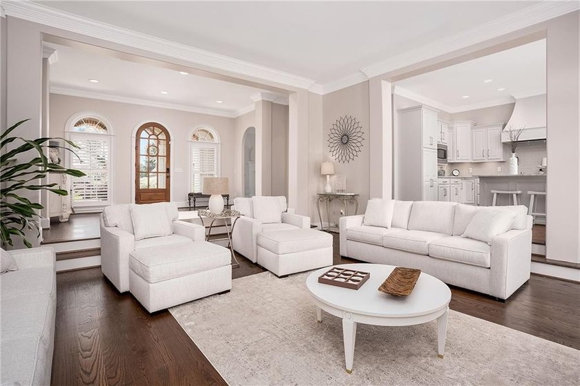 Rarely does a home like this become available in Stonybrook's - photo 21