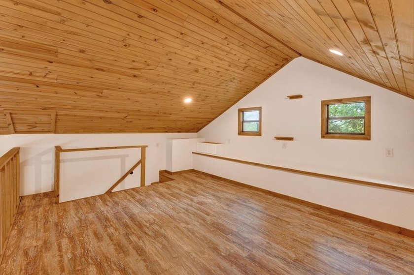 Escape to your own private East Texas retreat on 45.62 acres! - photo 7
