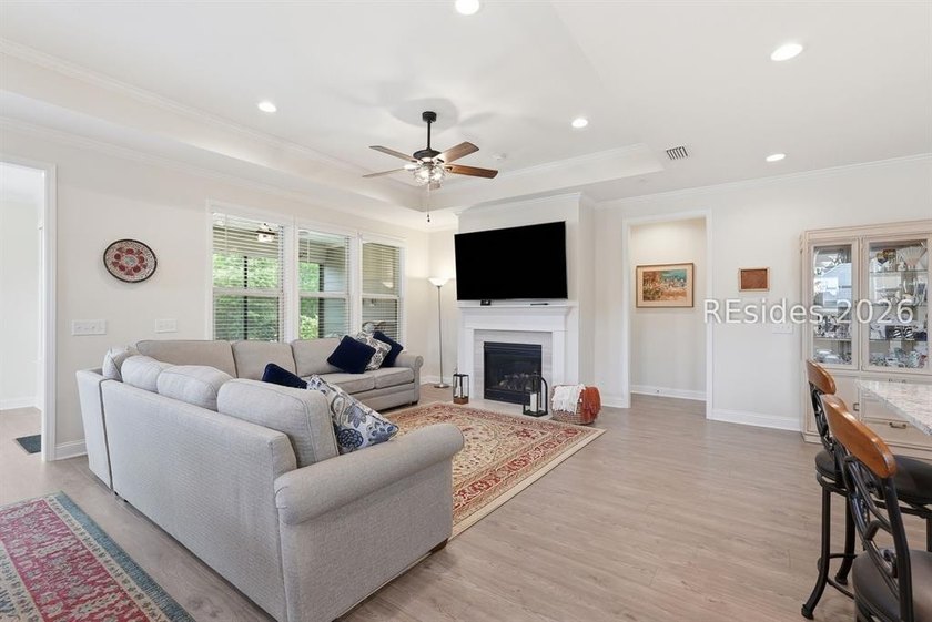 Built in 2021, this beautifully designed one-story home in Sun - photo 16