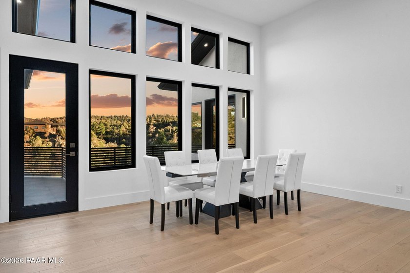Extensively reimagined beginning in 2020, this modern luxury - photo 18