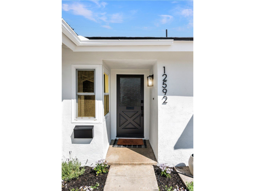 Beautifully refreshed and move-in ready, this 4-bedroom - photo 24