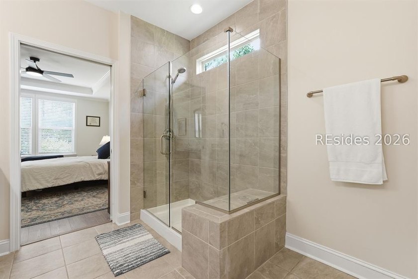Built in 2021, this beautifully designed one-story home in Sun - photo 25
