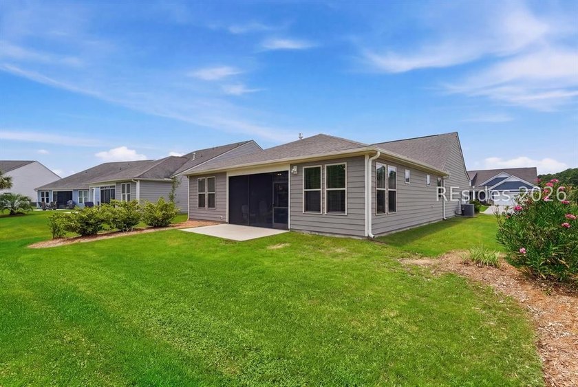 Built in 2021, this beautifully designed one-story home in Sun - photo 34