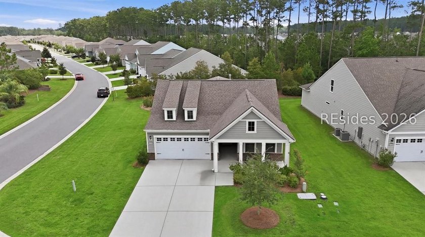 Built in 2021, this beautifully designed one-story home in Sun - photo 36
