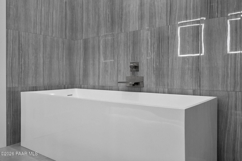 Extensively reimagined beginning in 2020, this modern luxury - photo 43