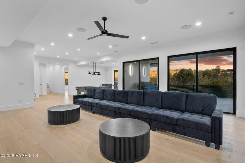 Extensively reimagined beginning in 2020, this modern luxury - photo 57