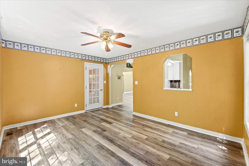 220 Creekside Drive in Lake of the Woods welcomes you! Location - photo 7