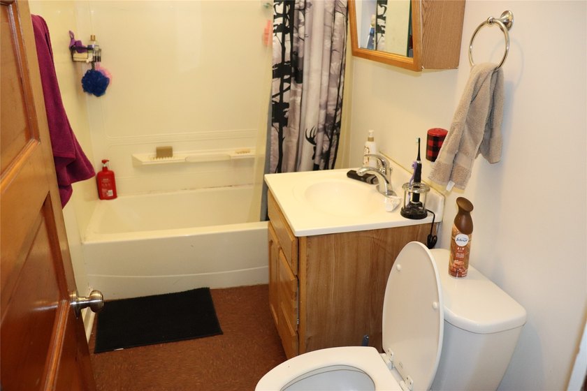 Motivated Seller! Perfect Opportunity to get into the Rental - photo 17