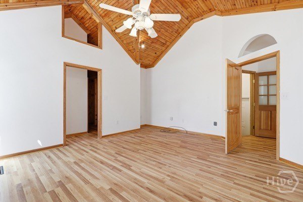 Discover this beautifully designed 4 bedroom, 2 bath brick home - photo 22