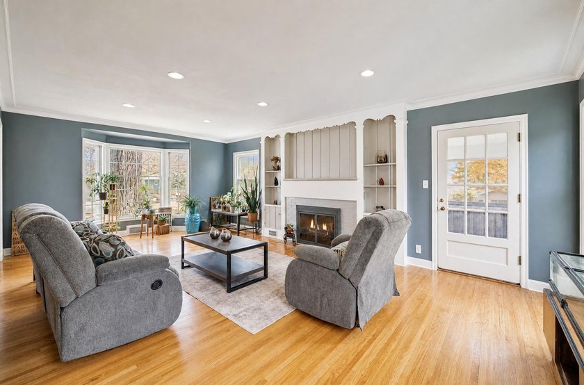 One of the largest lots in Fridley with an optional adjoining - photo 6