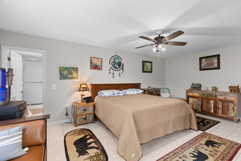 PANORAMIC MOUNTAIN VIEWS, peaceful wooded scenery, and - photo 21