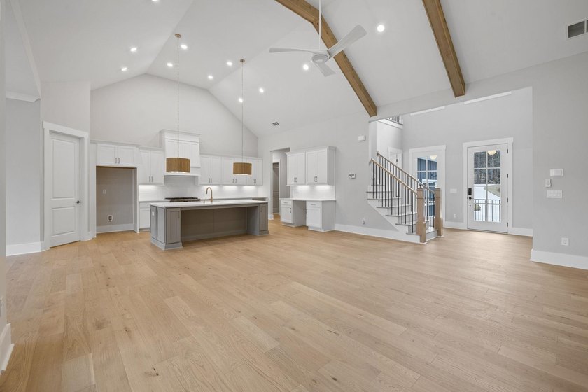 Exceptional new price on one of Harbor Club's best golf-front - photo 25