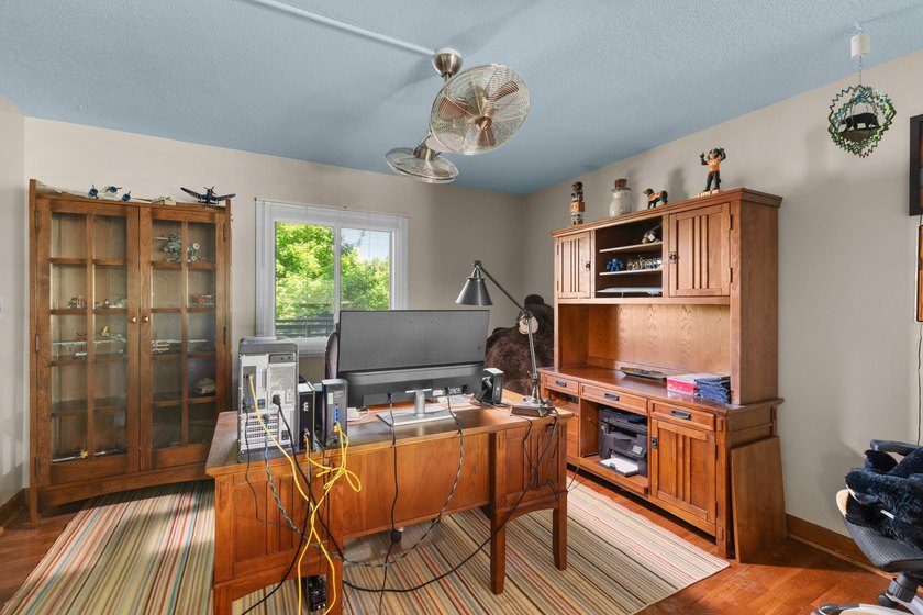 PANORAMIC MOUNTAIN VIEWS, peaceful wooded scenery, and - photo 30