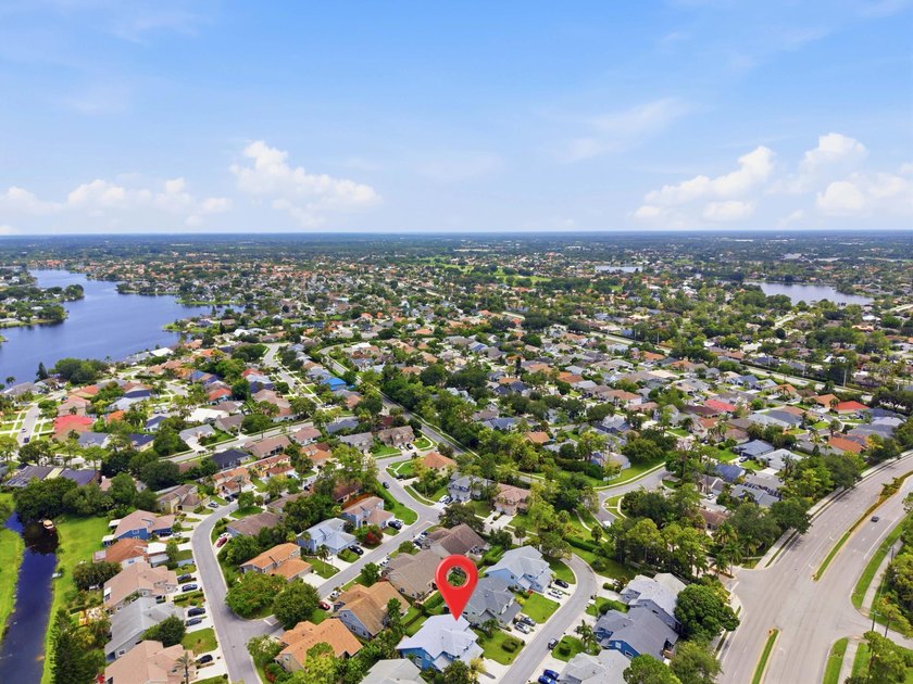 3BR/2.5BA townhome in the heart of Wellington, priced below - photo 44