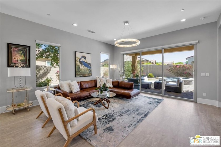 Extraordinary Entertainer's Retreat with Custom Spa &amp; Expansive - photo 12