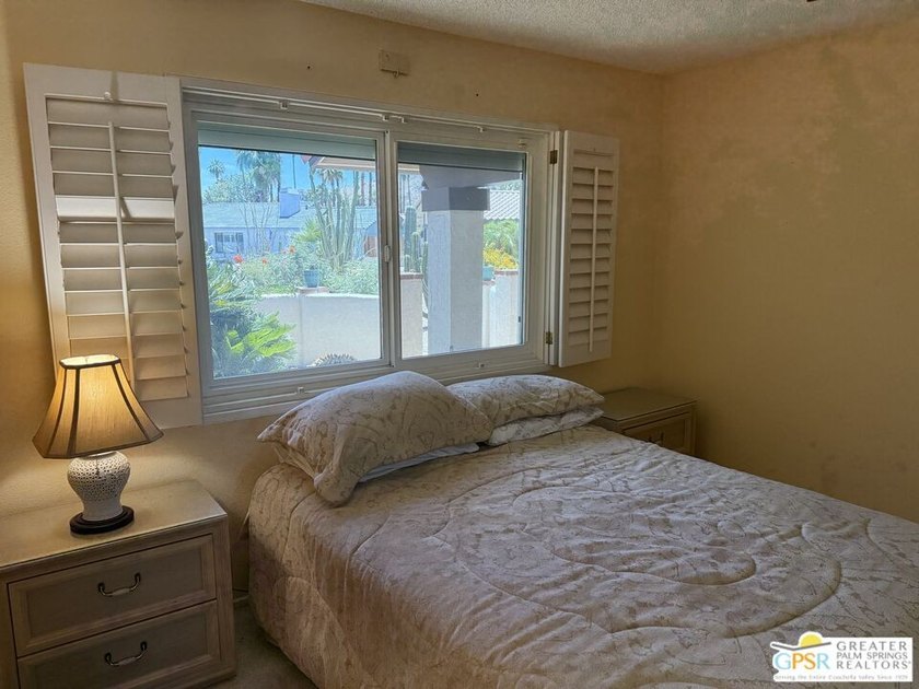 Views, Pool &amp; Classic Palm Springs Living! Nestled in the - photo 19