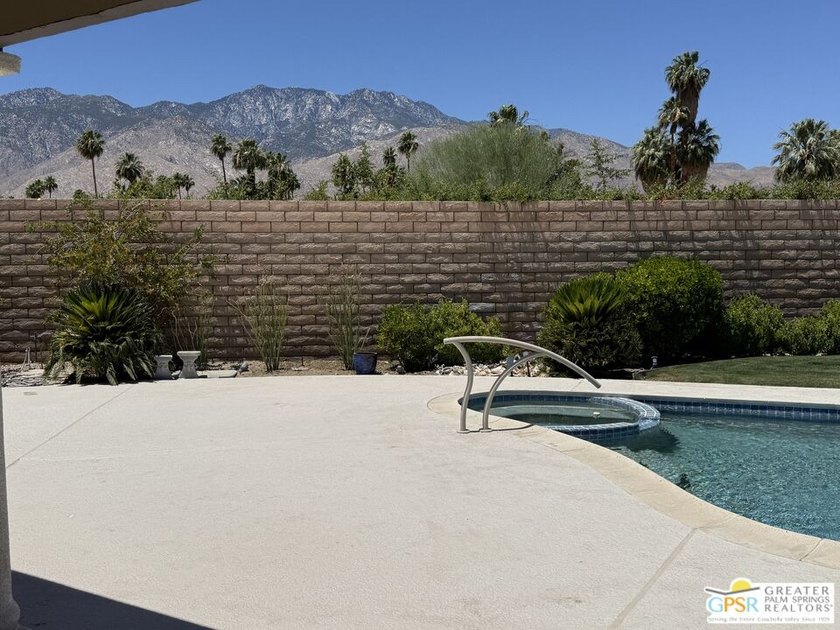 Views, Pool &amp; Classic Palm Springs Living! Nestled in the - photo 25