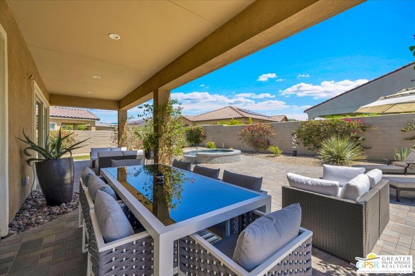 Extraordinary Entertainer's Retreat with Custom Spa &amp; Expansive - photo 27