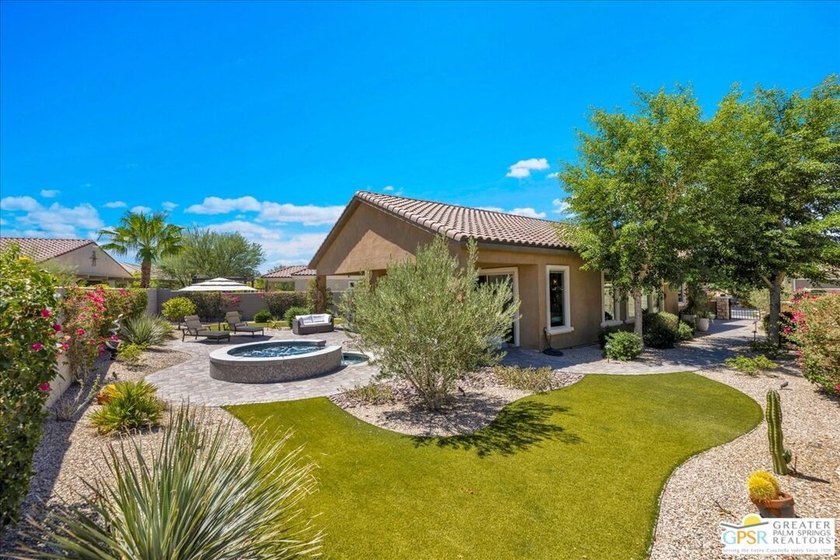 Extraordinary Entertainer's Retreat with Custom Spa &amp; Expansive - photo 29