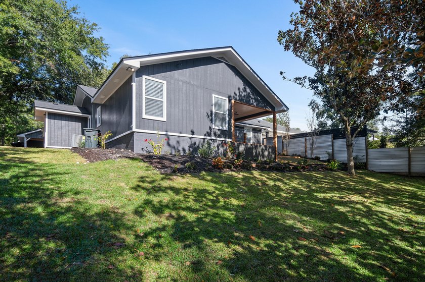 75' of canal frontage sets the stage for easy waterfront living - photo 19