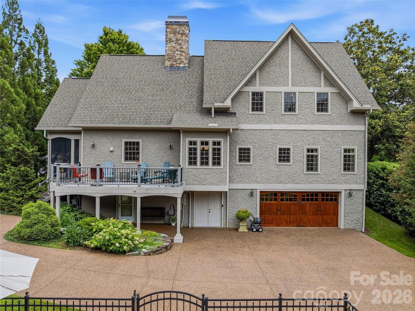 Meticulously designed and completely rebuilt (from the - photo 36