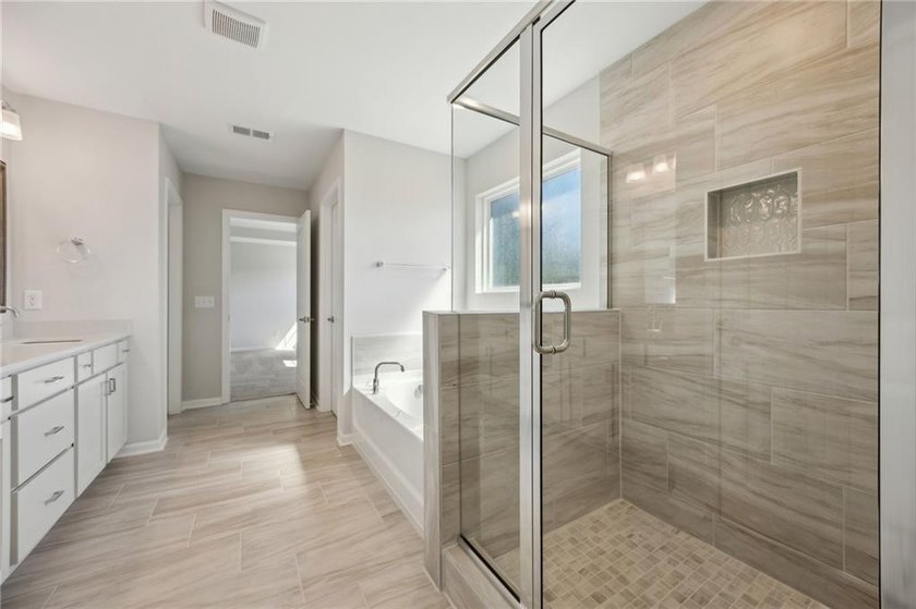 THE DAYTON PLAN BY LANDMARK 24 HOMES IS COMPLETE AND MOVE-IN - photo 49