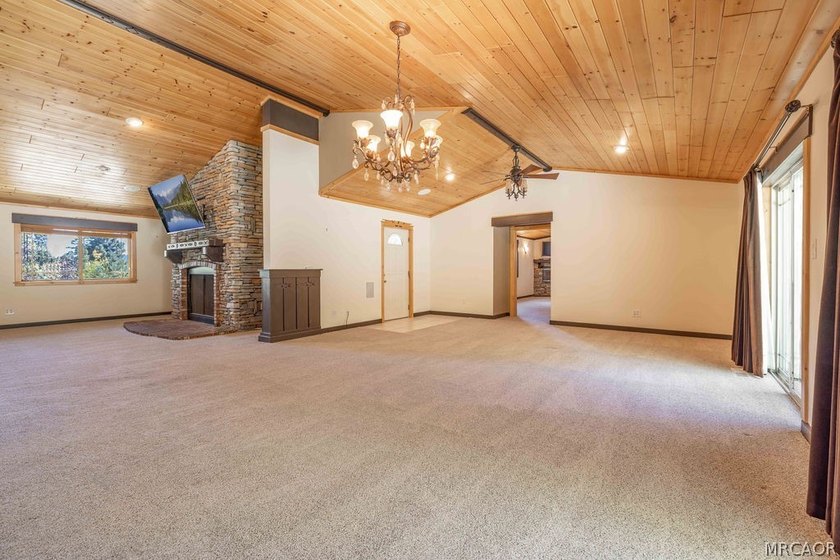 Experience the peace, privacy, and natural beauty of Meadowbrook - photo 18