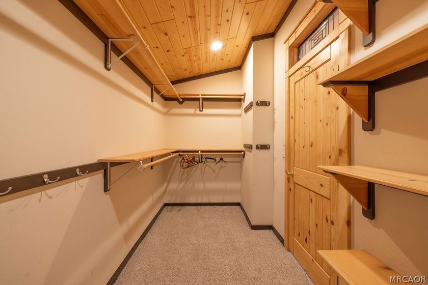 Experience the peace, privacy, and natural beauty of Meadowbrook - photo 27