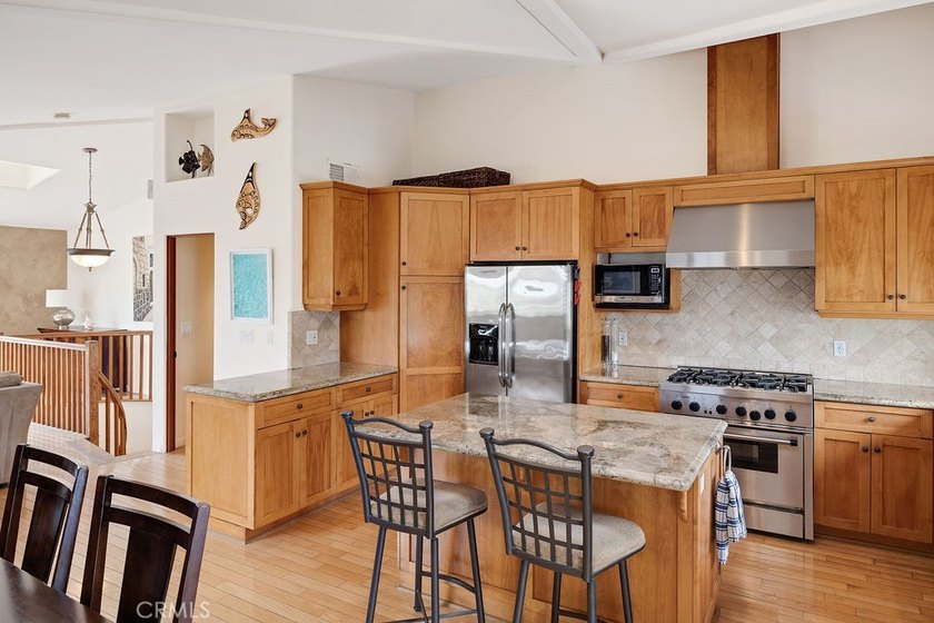 Furnished short-term June and July only townhouse in Hermosa - photo 9
