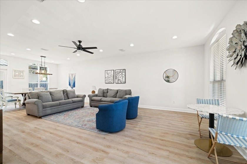 SELLER OFFERS $25K IN CONCESSIONS! Welcome to 15 Pearl Cove, a - photo 12