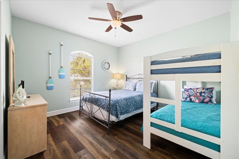 SELLER OFFERS $25K IN CONCESSIONS! Welcome to 15 Pearl Cove, a - photo 33