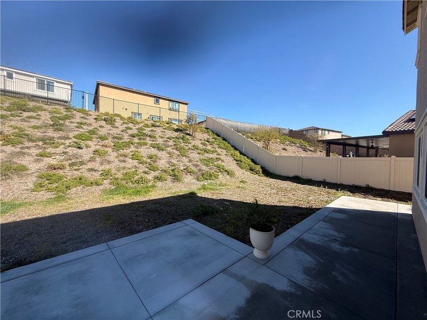 Modern Multigen Living at Its Finest! Step into this stunning - photo 7