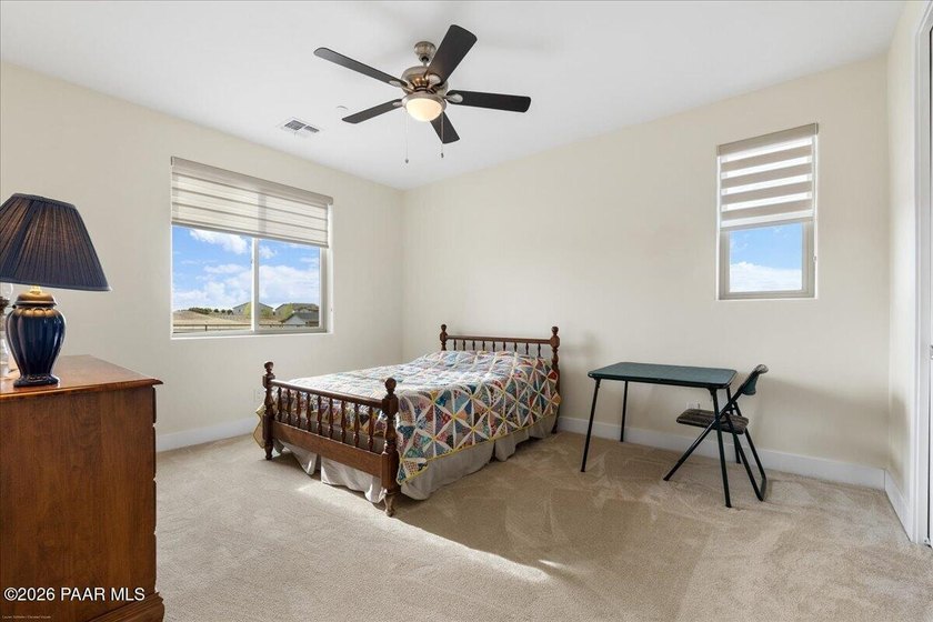 A dream property for the car enthusiast, toy collector, or RV - photo 25